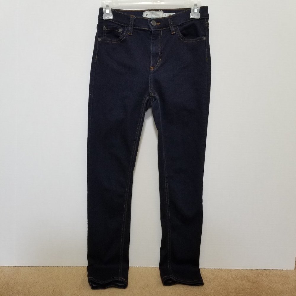 Free People jeans 26 Hi-Rise skinny denim dark wash high waist classic
